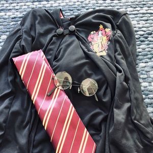 Harry Potter robe cloak glasses tie costume